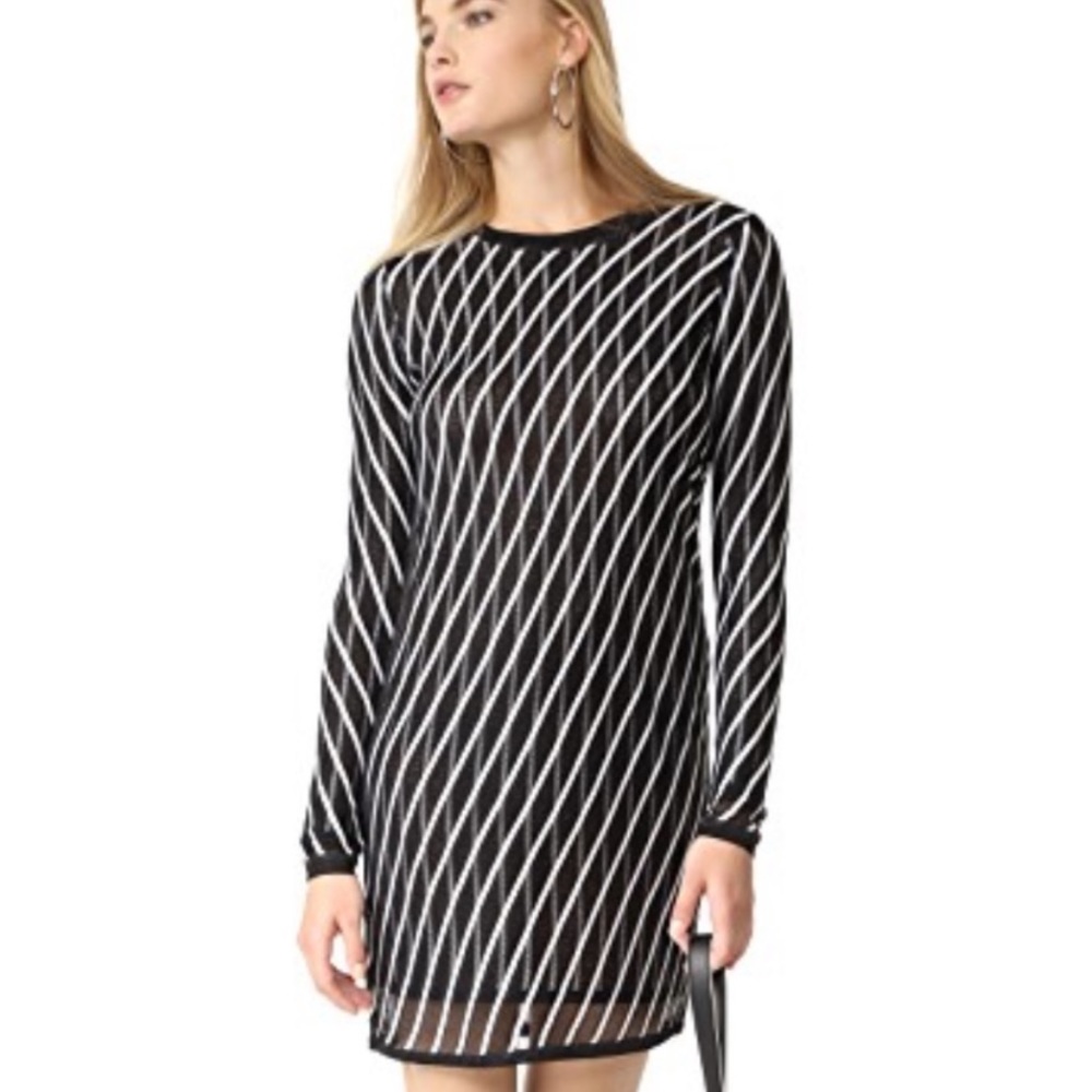 DVF dress 2 layer sheath dress.